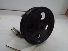 Load image into Gallery viewer, Power Steering Pump  TOWN &amp; COUNTRY 2005 - MRK467790
