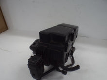 Load image into Gallery viewer, FUSE BOX Honda Accord 2003 03 2004 04 2005 05 2006 06 2007 07 - MRK467818
