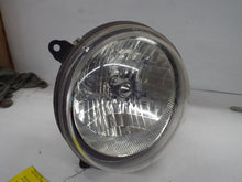 Load image into Gallery viewer, HEADLIGHT LAMP ASSEMBLY Liberty 2002 02 2003 03 2004 04 Left - MRK467929
