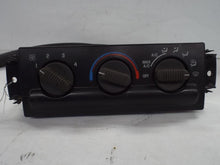 Load image into Gallery viewer, Temperature Controls  S10/S15/SONOMA 2002 - MRK468105
