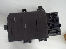 Load image into Gallery viewer, Fuse Box  FORD F150 PICKUP 2007 - MRK468133

