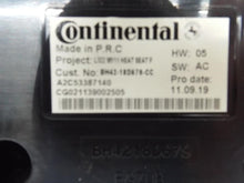 Load image into Gallery viewer, FRONT TEMPERATURE CONTROLS Land Rover Range Rover 10 11 12 - MRK468199
