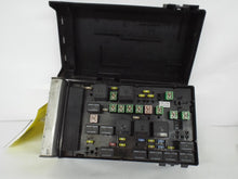 Load image into Gallery viewer, Fuse Box Dodge Caravan 2007 - MRK468350
