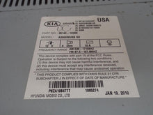 Load image into Gallery viewer, RADIO Kia Sorento 2011 11 2012 12 2013 13  AM FM CD - MRK468447
