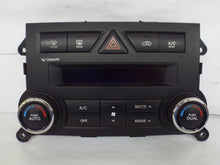 Load image into Gallery viewer, REAR TEMPERATURE CONTROLS Kia Sorento 2011 11 - MRK468451
