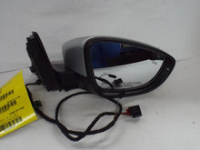 Load image into Gallery viewer, Side View Door Mirror Volkswagen Jetta 2016 - MRK468630
