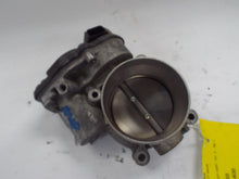 Load image into Gallery viewer, Throttle Body Ford Explorer 2014 - MRK468749
