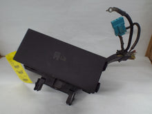 Load image into Gallery viewer, Fuse Box Ford Explorer 2014 - MRK468778
