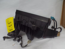Load image into Gallery viewer, Fuse Box Ford Explorer 2014 - MRK468778
