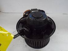 Load image into Gallery viewer, A/C HEATER BLOWER MOTOR Volkswagen Passat 2013 13 2014 14 - MRK469068

