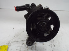 Load image into Gallery viewer, POWER STEERING PUMP HONDA CIVIC EL 2001 01 02 1.7 SOHC - MRK469128
