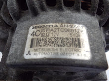 Load image into Gallery viewer, ALTERNATOR Acura RSX Honda CR-V 2005 05 2006 06 - MRK469152
