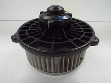 Load image into Gallery viewer, HEATER BLOWER MOTOR Honda CRV 2002 02 2003 03 2004 04 2005 05 2006 06 - MRK469154

