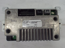 Load image into Gallery viewer, INFO-GPS SCREEN Buick C-MAX Ford Escape 2013 13 2014 14 - MRK469211
