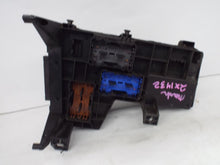 Load image into Gallery viewer, Fuse Box Dodge Dakota 2005 - MRK469380
