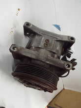 Load image into Gallery viewer, AC COMPRESSOR Subaru legacy 2001 01 2002 02 2003 03 2004 04 3.0L - MRK469850
