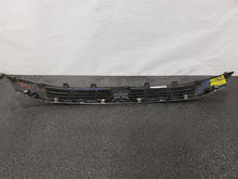 Load image into Gallery viewer, GRILLE - MM2586086
