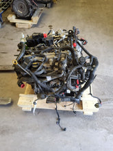 Load image into Gallery viewer, ENGINE MOTOR Land Rover Evoque 2018 18 2019 19 2.0L VIN X/F/R - MM2743500
