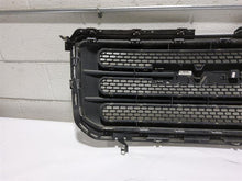 Load image into Gallery viewer, GRILLE GMC Acadia 2013 13 2014 14 2015 15 2016 16 2017 17 - MM2746475
