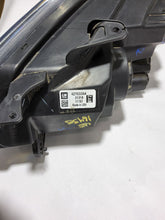 Load image into Gallery viewer, Headlight Lamp Assembly Chevrolet Sonic 2017 - MM2749907
