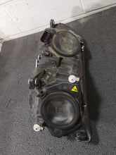 Load image into Gallery viewer, HEADLIGHT LAMP ASSEMBLY Volkswagen Tiguan 12 13 14 15 16 17 Right - MM2768640
