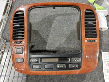 Load image into Gallery viewer, Temperature Controls  LEXUS LX470 2002 - MM2781929
