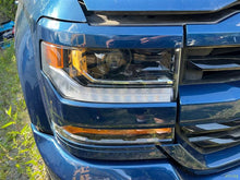 Load image into Gallery viewer, HEADLIGHT LAMP ASSEMBLY Silverado 1500 Pickup 16 17 18 19 Right - MM2784120
