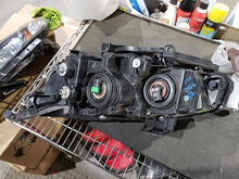 Load image into Gallery viewer, Headlight Lamp Assembly Honda Civic 2020 - MM2811304
