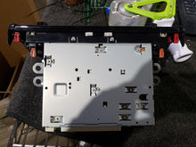 Load image into Gallery viewer, Radio  RAV4 2020 - MM2812955
