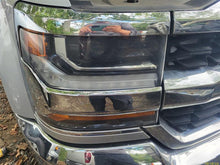 Load image into Gallery viewer, HEADLIGHT LAMP ASSEMBLY Silverado 1500 Pickup 16 17 18 19 Right - MM2856167
