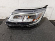 Load image into Gallery viewer, Headlight Lamp Assembly Ford Explorer 2019 - MM2926258

