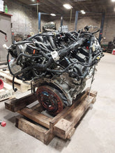 Load image into Gallery viewer, Engine Motor Chrysler Pacifica 2018 - MM3043544
