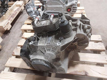 Load image into Gallery viewer, Transmission Volkswagen Passat 2013 - MM3068628
