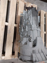 Load image into Gallery viewer, Transmission  BMW Z4 2003 - MM3082341
