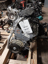 Load image into Gallery viewer, Engine Motor Cadillac XT4 2019 - MM3117255
