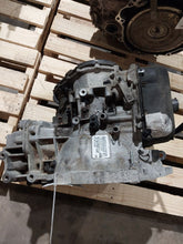 Load image into Gallery viewer, TRANSMISSION Town &amp; Country Caravan Journey 2010 10 FWD - MM3147274
