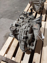 Load image into Gallery viewer, Transmission Hyundai Sonata 2006 - MM3156619
