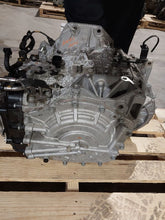 Load image into Gallery viewer, Transmission Kia Telluride 2021 - MM3167188
