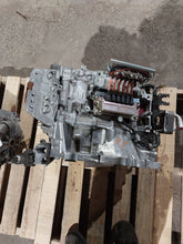 Load image into Gallery viewer, Transmission  RAV4 2023 - MM3207530
