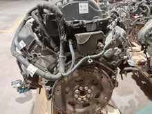 Load image into Gallery viewer, Engine Motor  ESCALADE ESV 2015 - MM3208641
