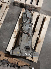 Load image into Gallery viewer, Transmission Subaru Legacy 2006 - MM3208979
