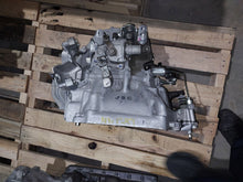 Load image into Gallery viewer, Transmission Honda Civic 2019 - MM3228048
