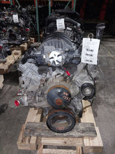 Load image into Gallery viewer, Engine Motor  SILVERADO 1500 PICKUP 2019 - MM3241844

