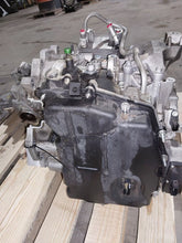 Load image into Gallery viewer, TRANSMISSION Lincoln MKC 2017 17 2018 18 2019 19 FWD - MM3277437
