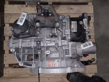 Load image into Gallery viewer, Transmission Hyundai Santa Fe 2024 - MM3278189
