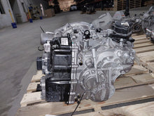 Load image into Gallery viewer, Transmission Hyundai Santa Fe 2024 - MM3279581
