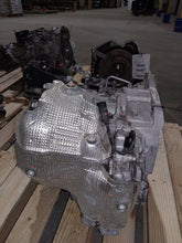Load image into Gallery viewer, TRANSMISSION Hyundai Elantra 2021 21 2022 22 - MM3285233
