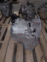 Load image into Gallery viewer, Transmission Kia Forte 2024 - MM3290288
