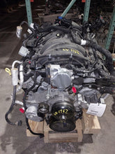 Load image into Gallery viewer, Engine Motor  SIERRA 3500 PICKUP 2023 - MM3301827

