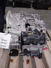 Load image into Gallery viewer, Transmission Kia Telluride 2021 - MM3311632
